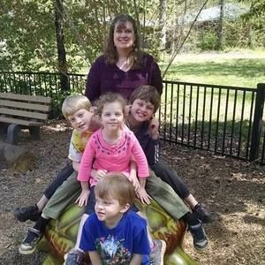 Meet your Posher, Kimberly