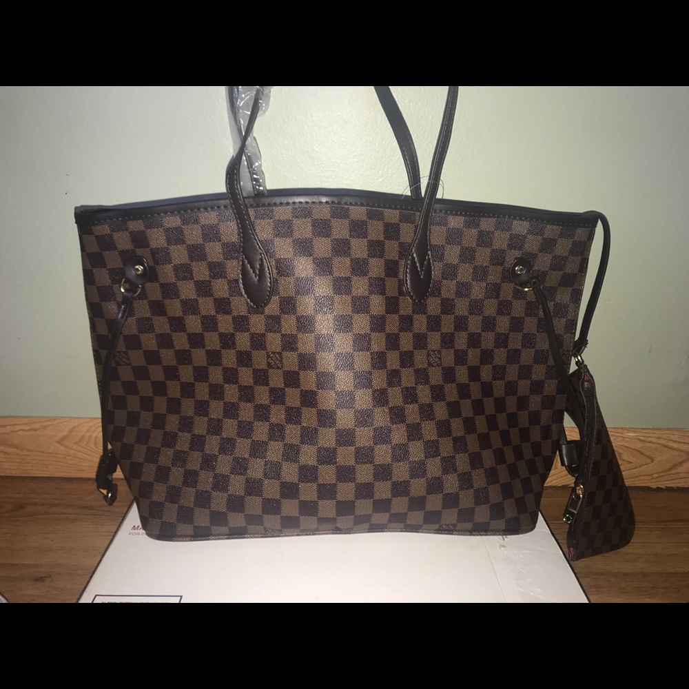 Louis Vuitton GM neverfull in brown