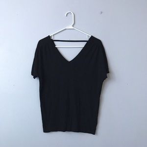 Black V Cut Top / Old Navy