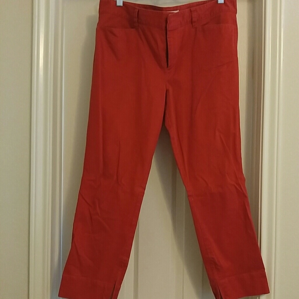 Loft Capri red size 12 with inside zipper detail