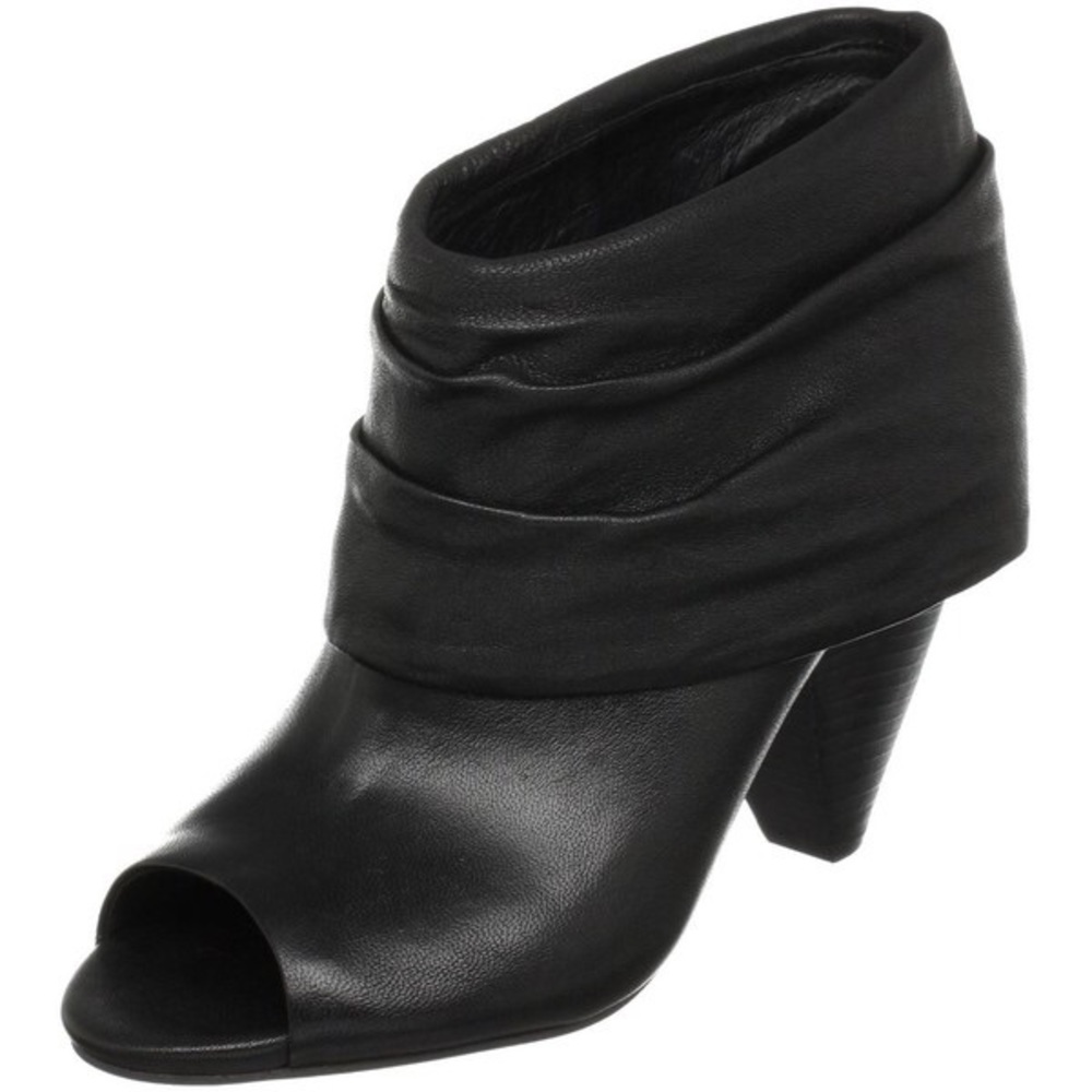 {Vince Camuto} Ciera Open Toe Booties EUC