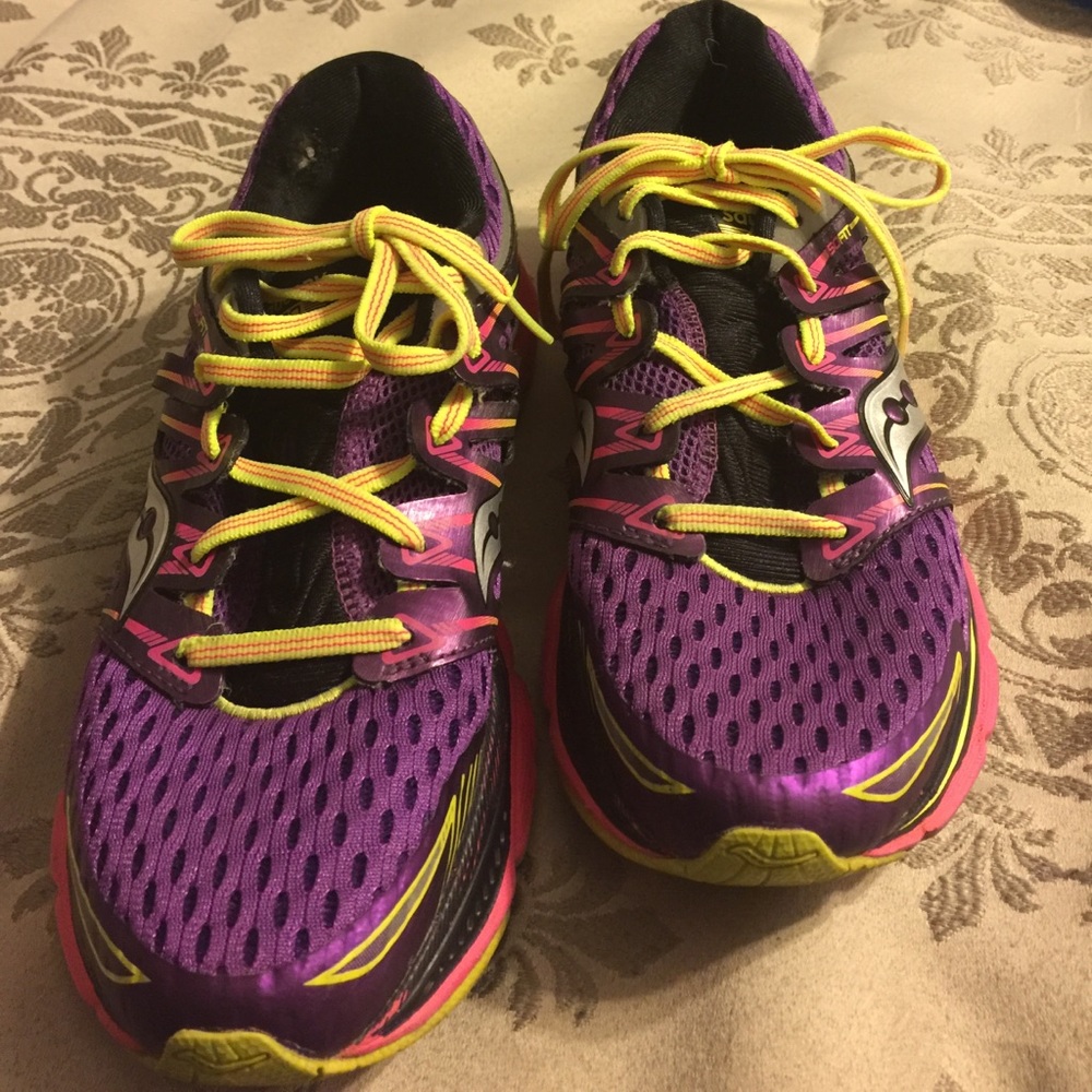 Women saucing ISO Series size8.5