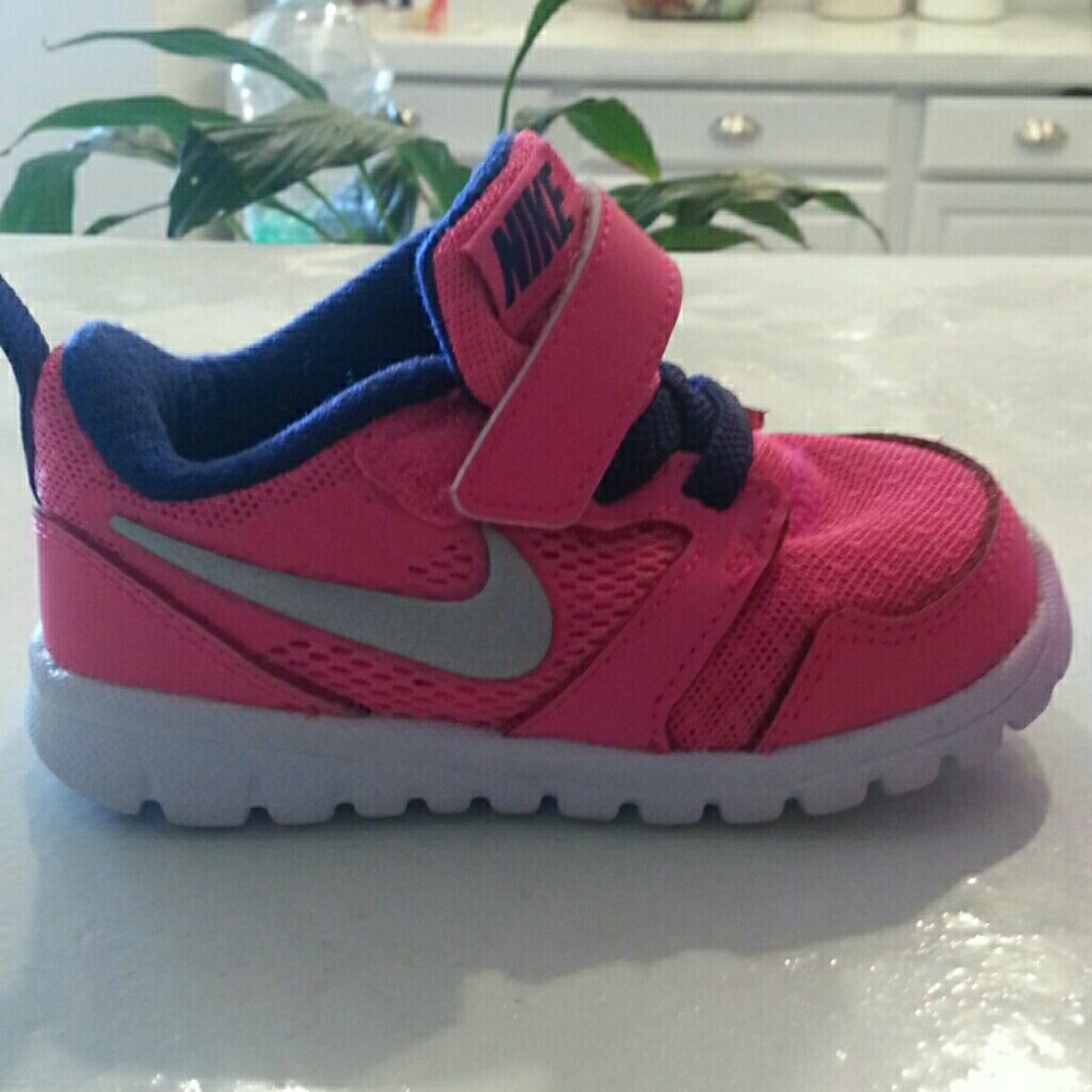 NIKES! Toddler Size 4