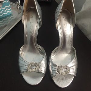 Aldo Silver Heels!