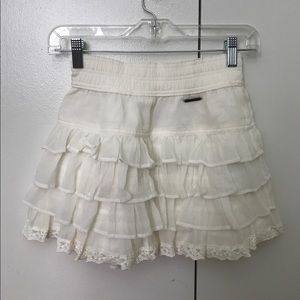 NWOT A&F Harper Womens XS cream Ruffle Skirt