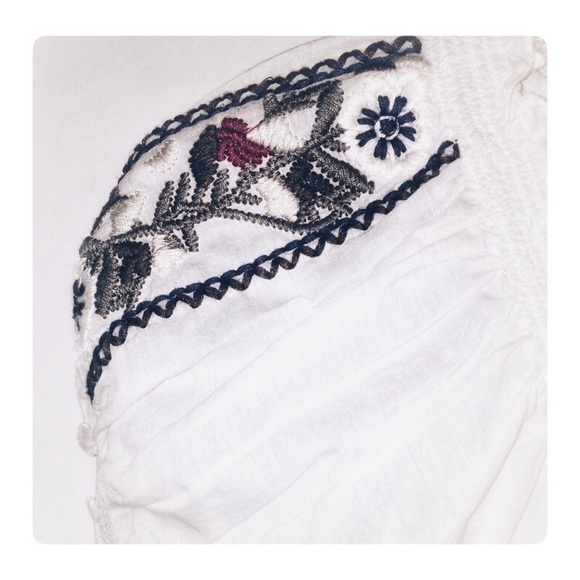 💮Joie Boho festival embroidered floral cap sleeve sheer white peasant top XS - Picture 3 of 8