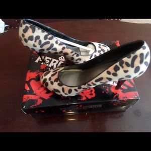 Fergalicious utopia high heel pumps