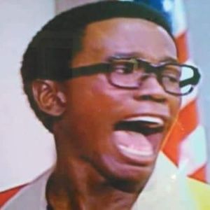 Meet your Posher, Adrianne