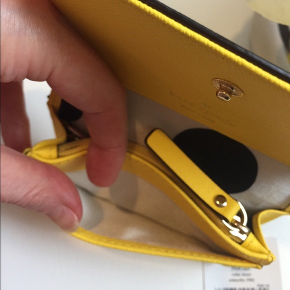 🎉🎉HOST PICK🎉🎉🍋Kate Spade Darla Cedar Street - Picture 6 of 8