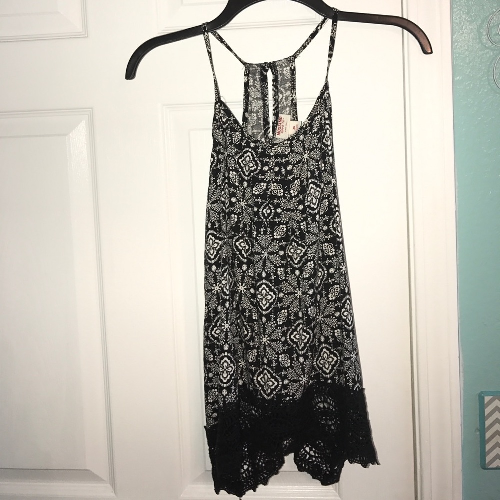 Black and white tank top