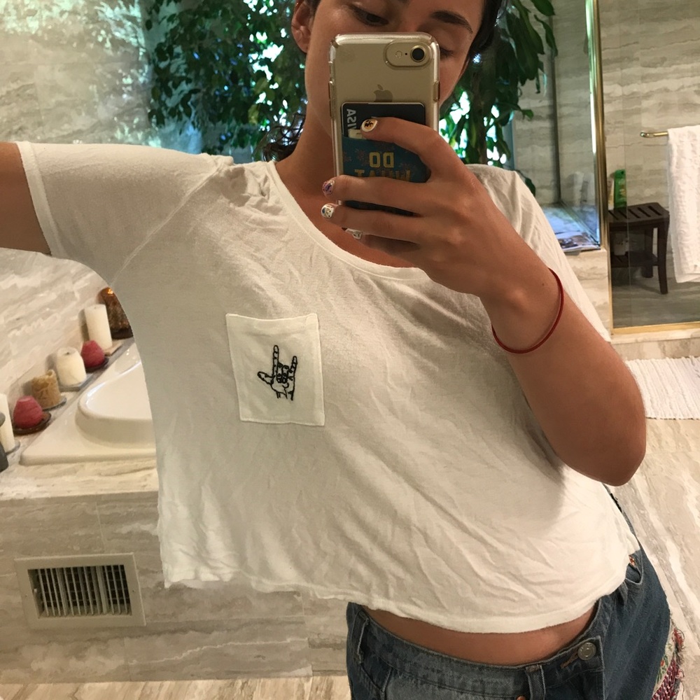 Brandy Melville boxy 🤘🏼 crop.