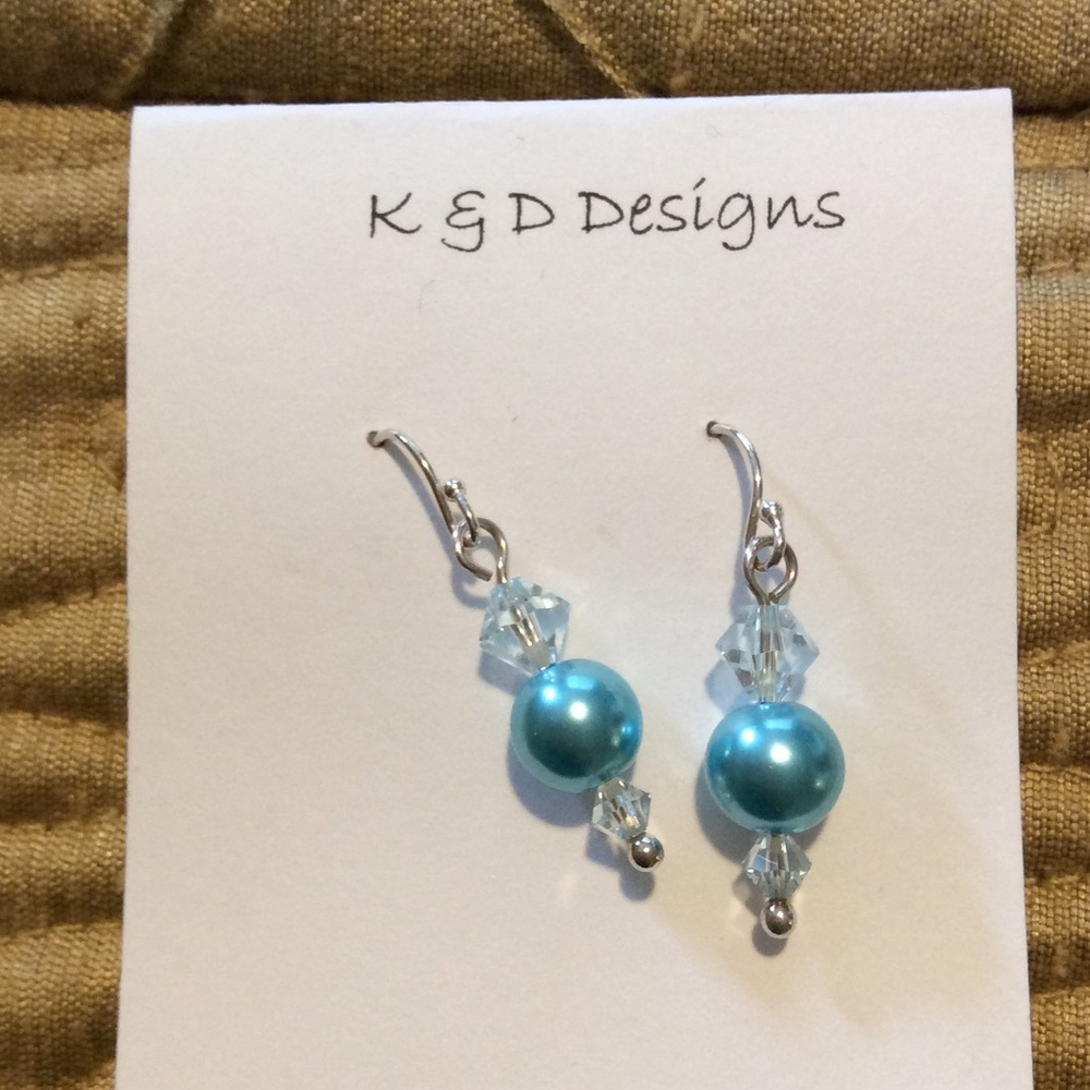 Aqua Pearls and Azure Swarovski Crystals Earrings