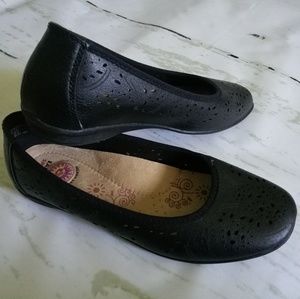 Earth Spirit Women's Flats Size 7.5 New!