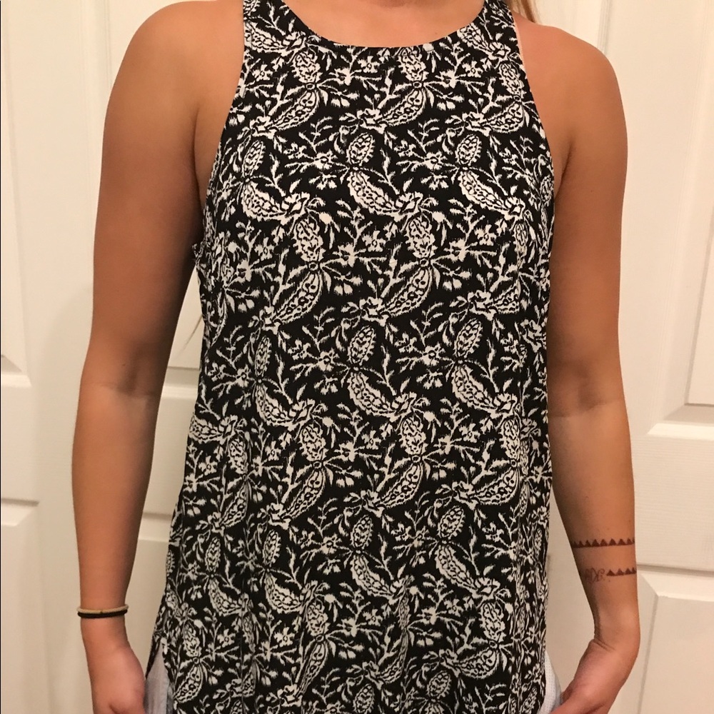 Black sleeveless blouse