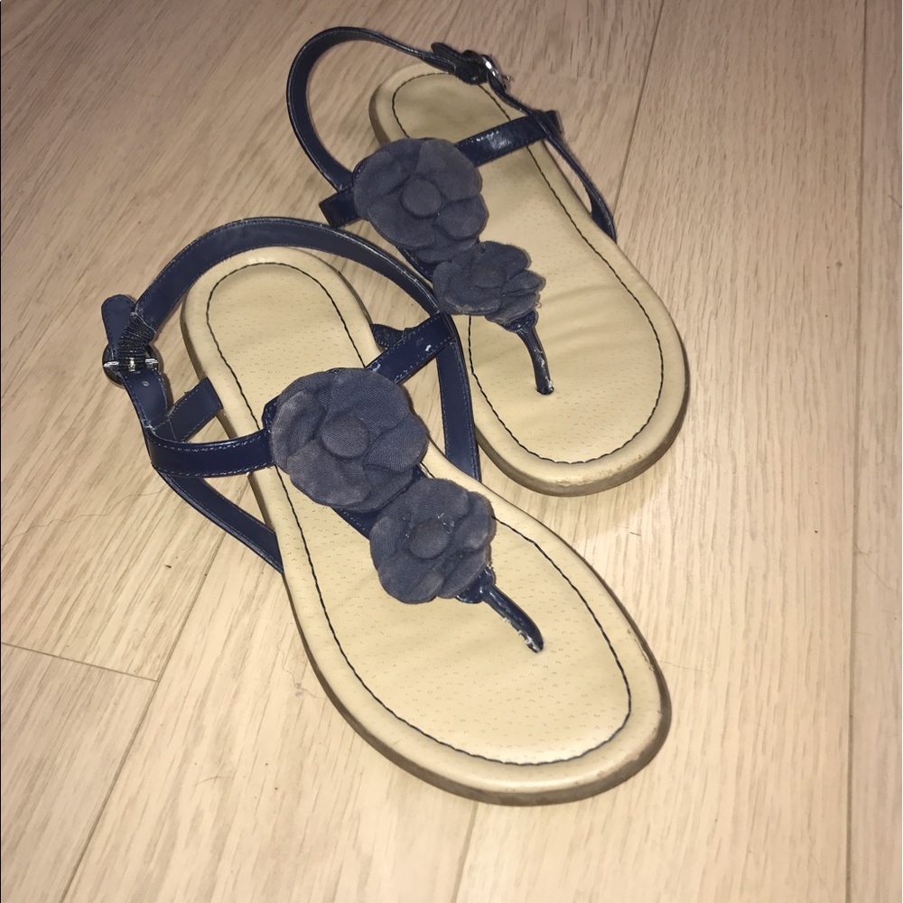 navy blue flower sandals