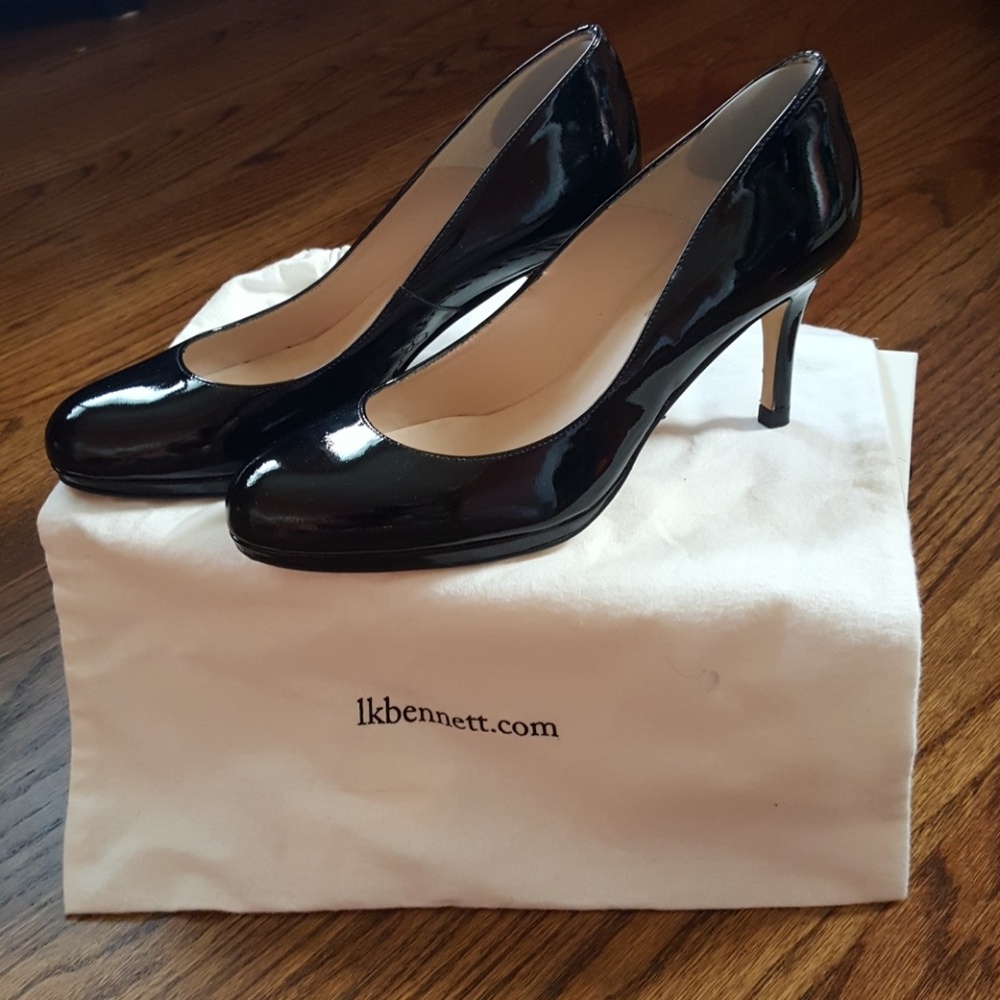 LK Bennett Black patent pumps US size 7