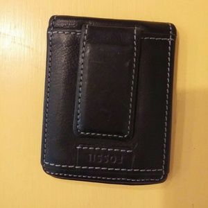 Fossil clip wallet