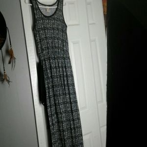 Nwot long summer dress  5 for 8$ or 3 for 5'$