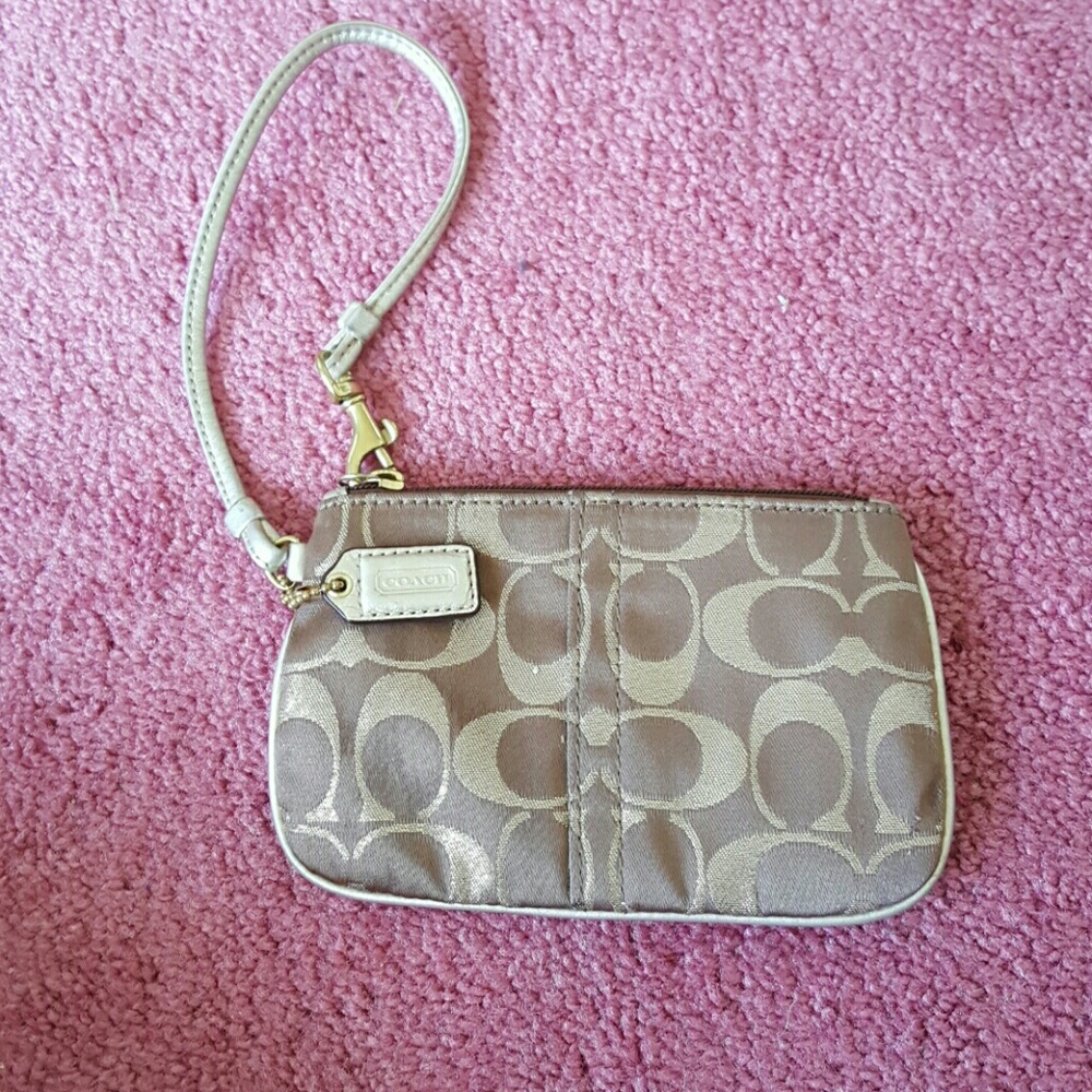 Coach Wristlet Gold Sparkly