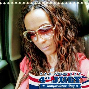 Meet your Posher, Joy