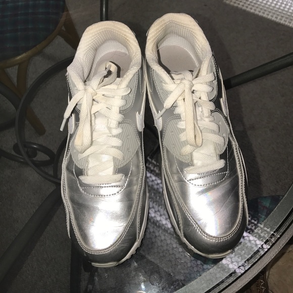 Nike Air Max Silver - Picture 4 of 4