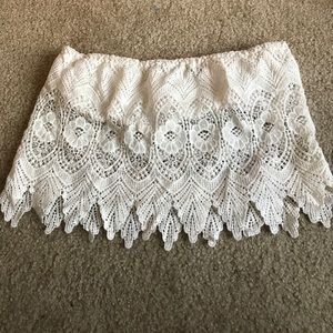 White lace crop top