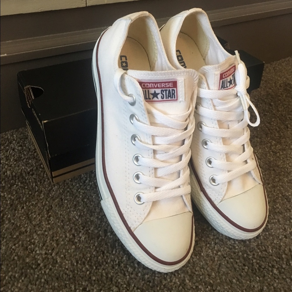 Converse shoes only wore once, size 6 1/2