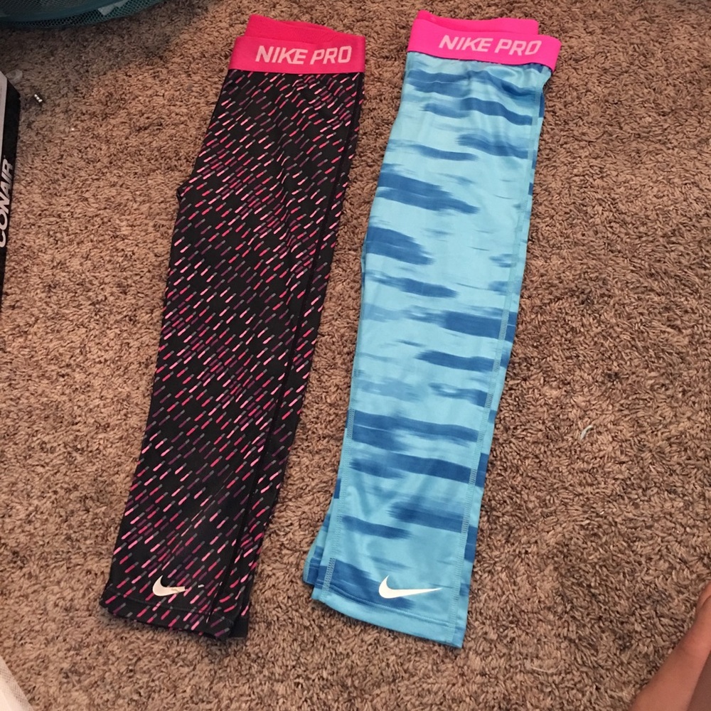 Kids large Nike Pro capris