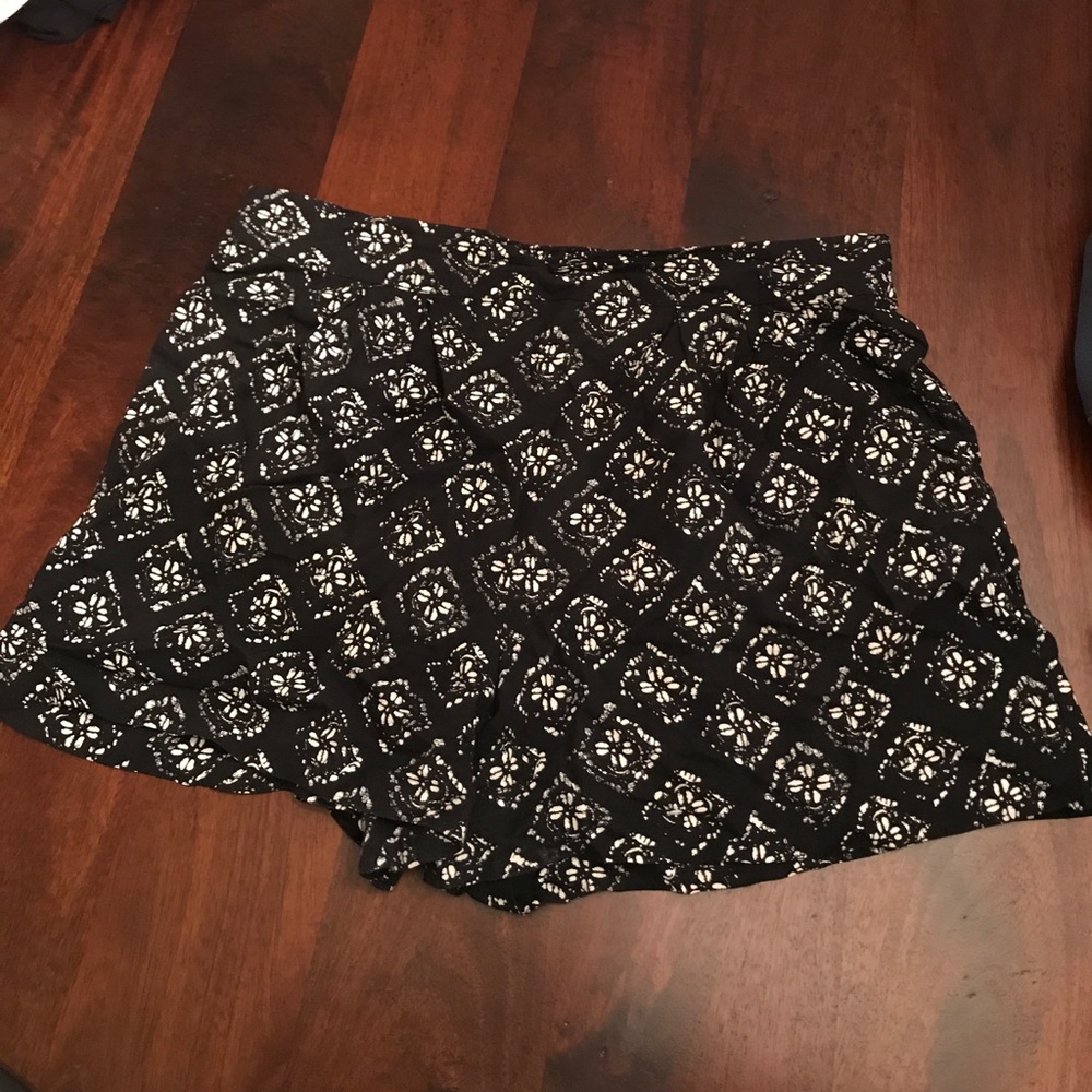 Mossimo shorts