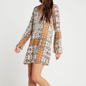 BCBGeneration Printed Bell-Sleeve V-Neck Dress