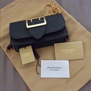 Price drop🎉Burberry Mini Buckle in Grainy Leather