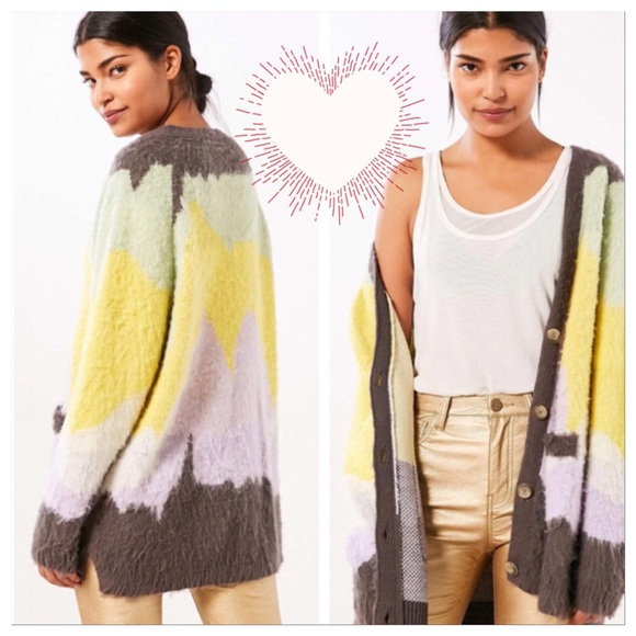 Urban Outfitters Gigi Brushed Cardigan Sweater - Picture 1 of 3