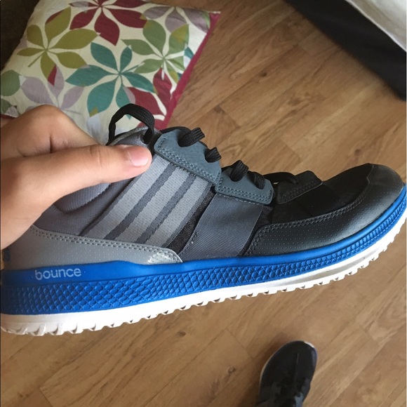 Addidas ultra bounce running shoes - Picture 1 of 4