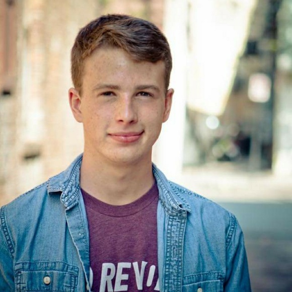 Meet your Posher, Casey - Picture 1 of 1