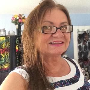 Meet your Posher, Eszter