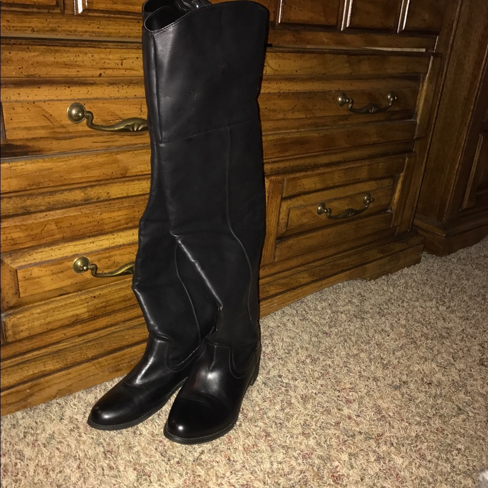Black Boots Size 8 Like New