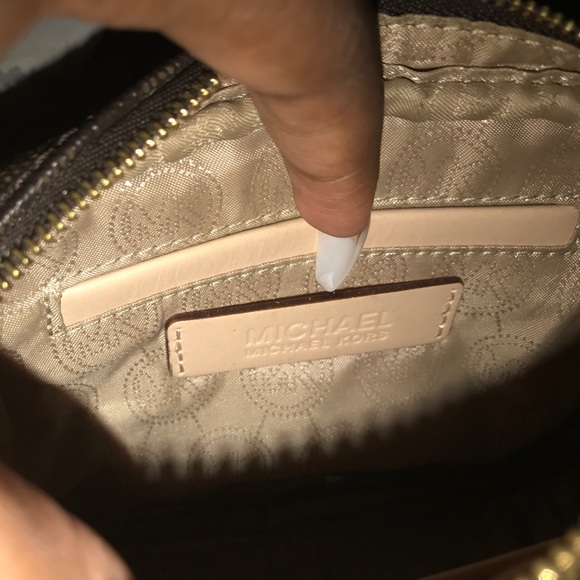 MK Designer Bag - Picture 3 of 8