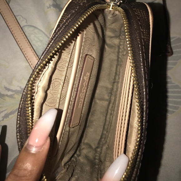 MK Designer Bag - Picture 5 of 8