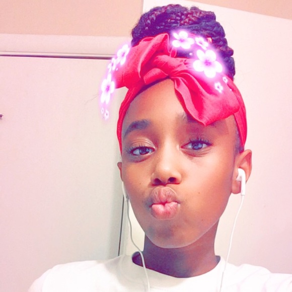 Meet your Posher, Tyliah - Picture 1 of 1