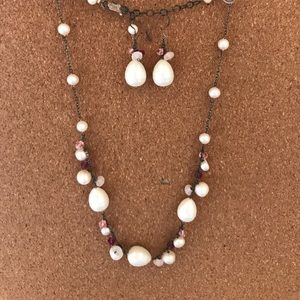 Faux pearl earrings & necklace