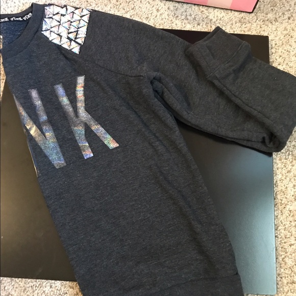 Rare pink sweatshirt - Picture 2 of 2