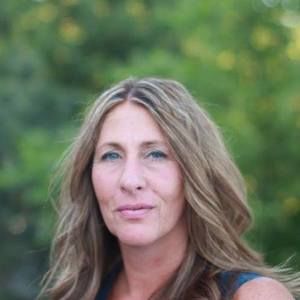 Meet your Posher, Deborah