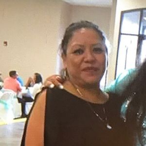 Meet your Posher, Miriam