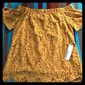 LAST CHANCE! Mustard lace Top