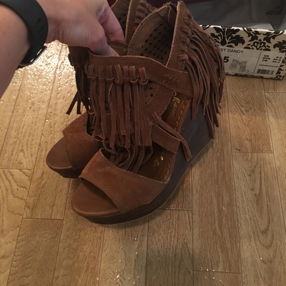 naughty monkey wedges