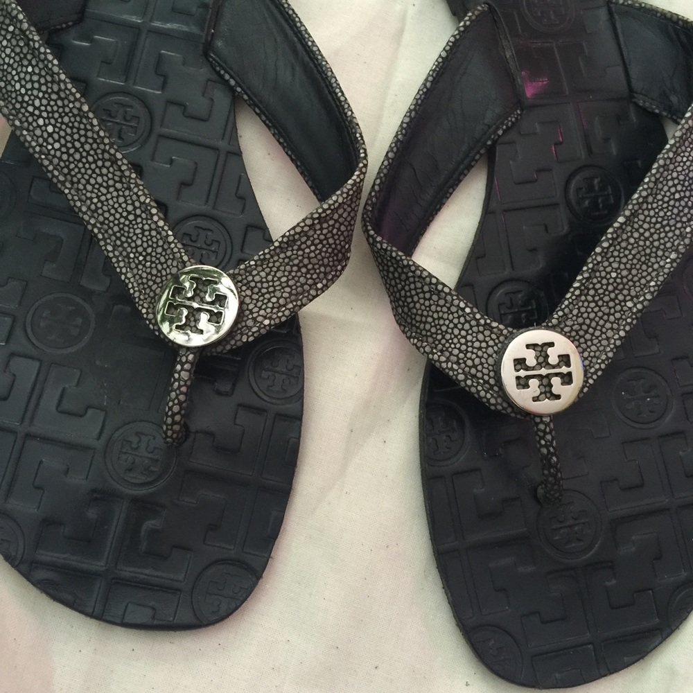 Tory Burch Thora Flat Thong Sandals - Picture 2 of 8