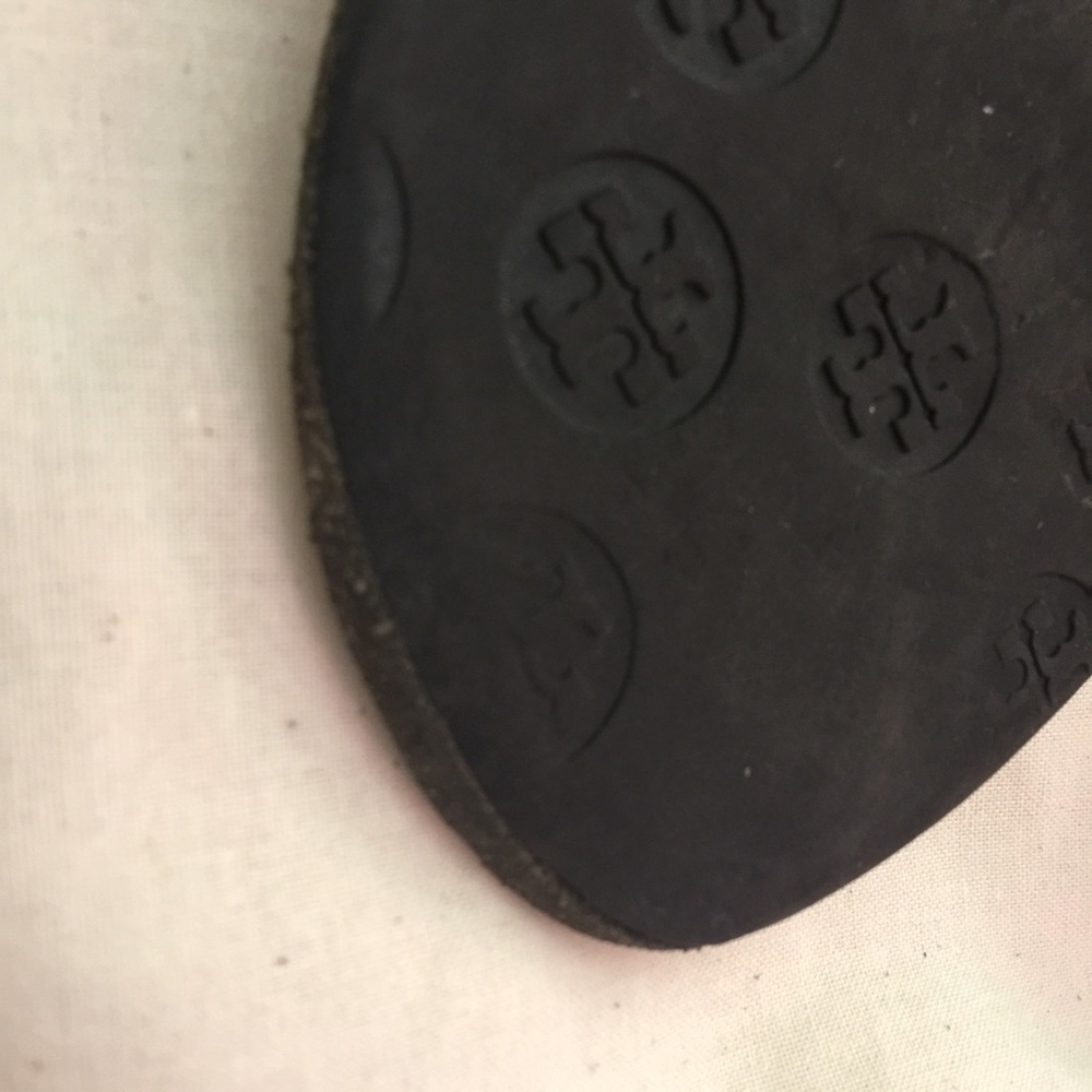 Tory Burch Thora Flat Thong Sandals - Picture 7 of 8