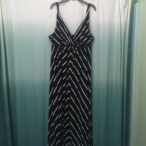 Adorable Soma Striped Maxi Dress