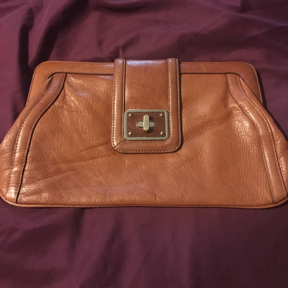 Tommy Hilfiger large clutch