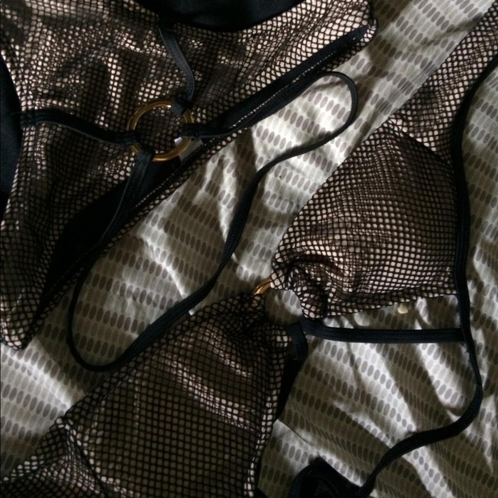 Two piece bikini - Picture 2 of 3